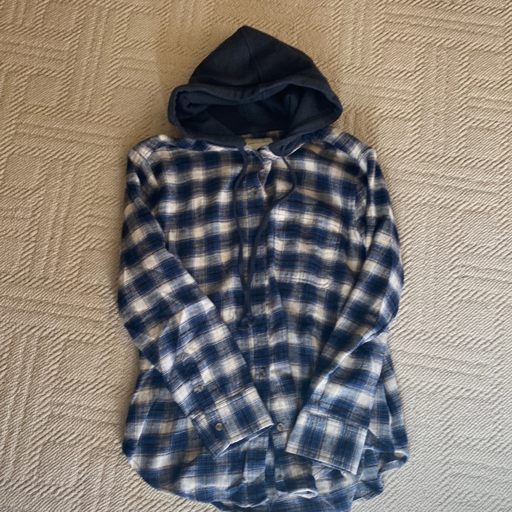 AEO blue and white hooded flannel.